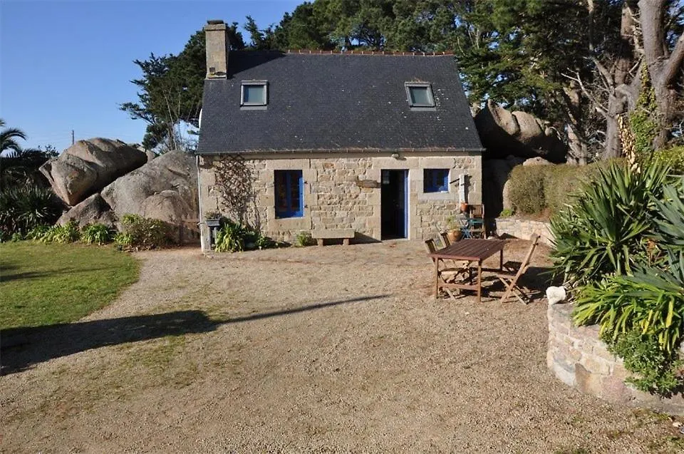 Maison Bretonne 50M Plage Avec Jardin Et Wifi A Tregastel - Ref 413 France