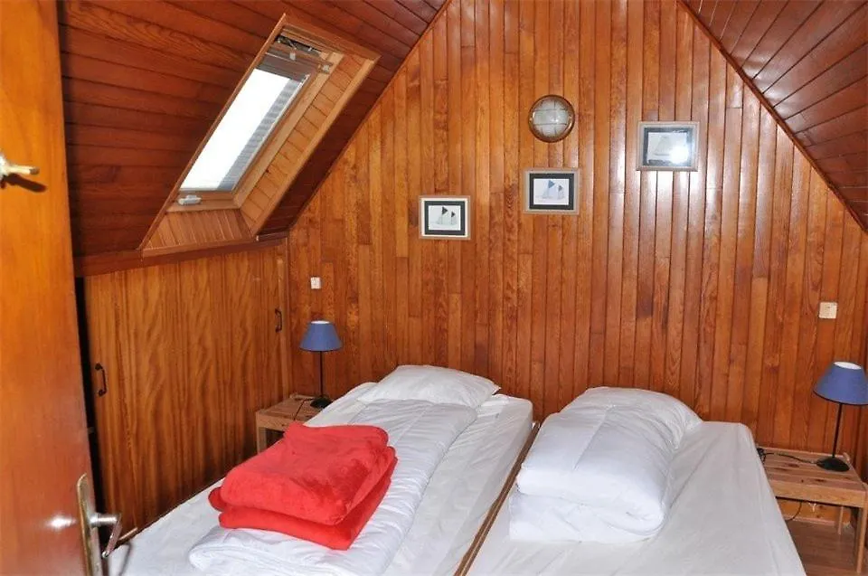 Villa Maison Bretonne 50M Plage Avec Jardin Et Wifi A Tregastel - Ref 413